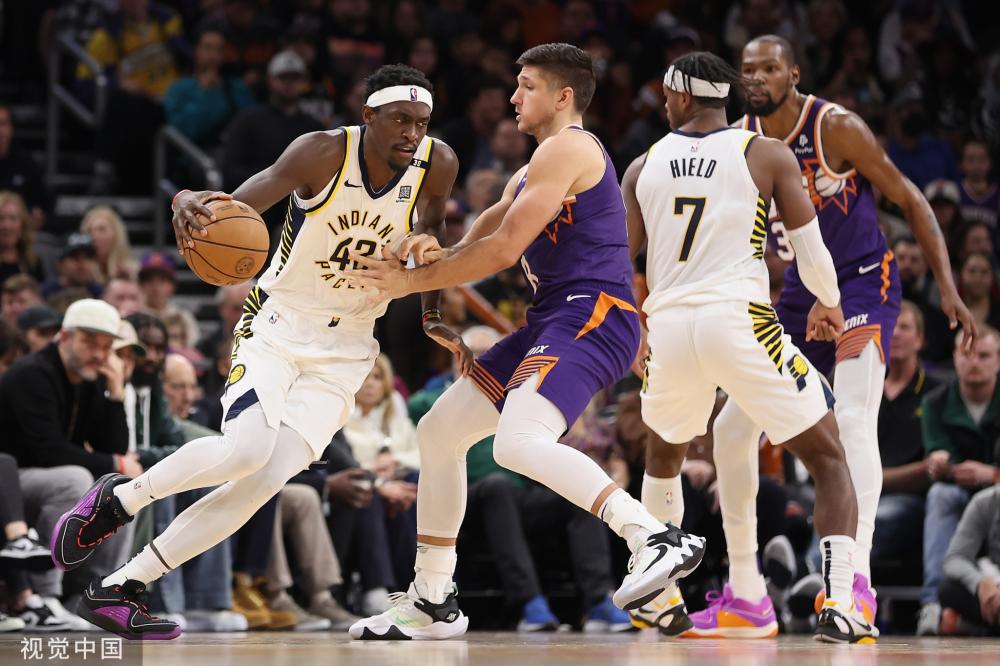 神更加令人 神更加令人