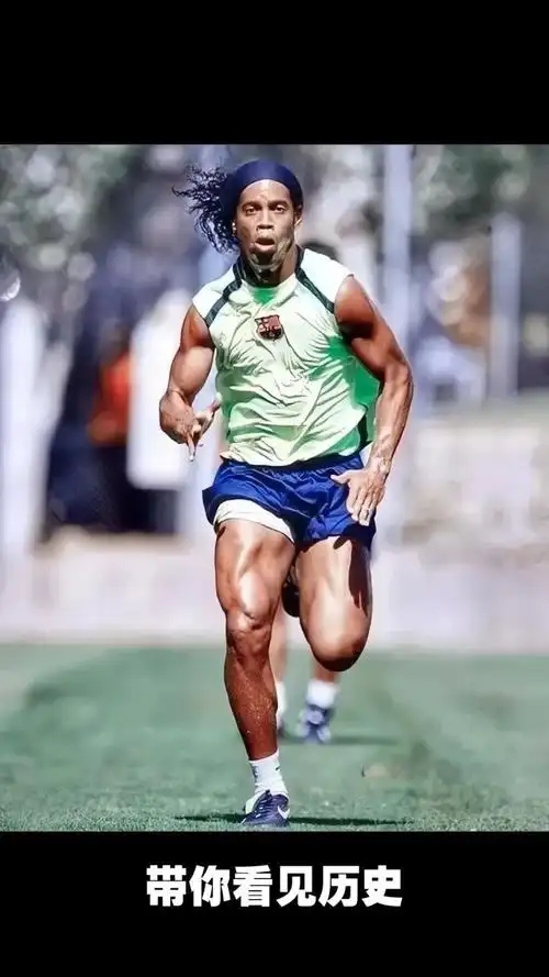 供了舞台 供了舞台