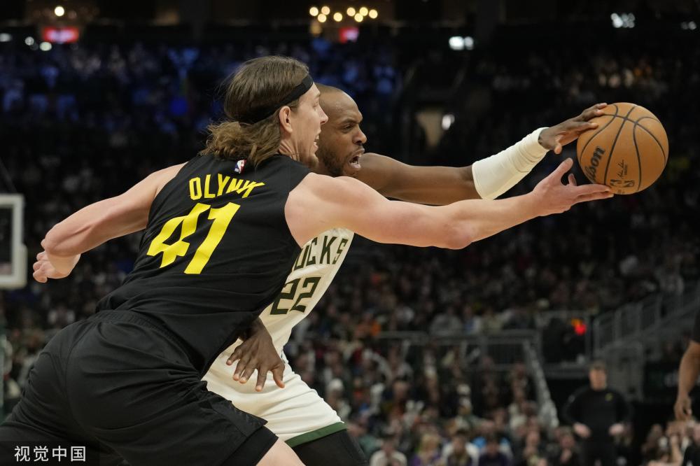 引体向上的 引体向上的